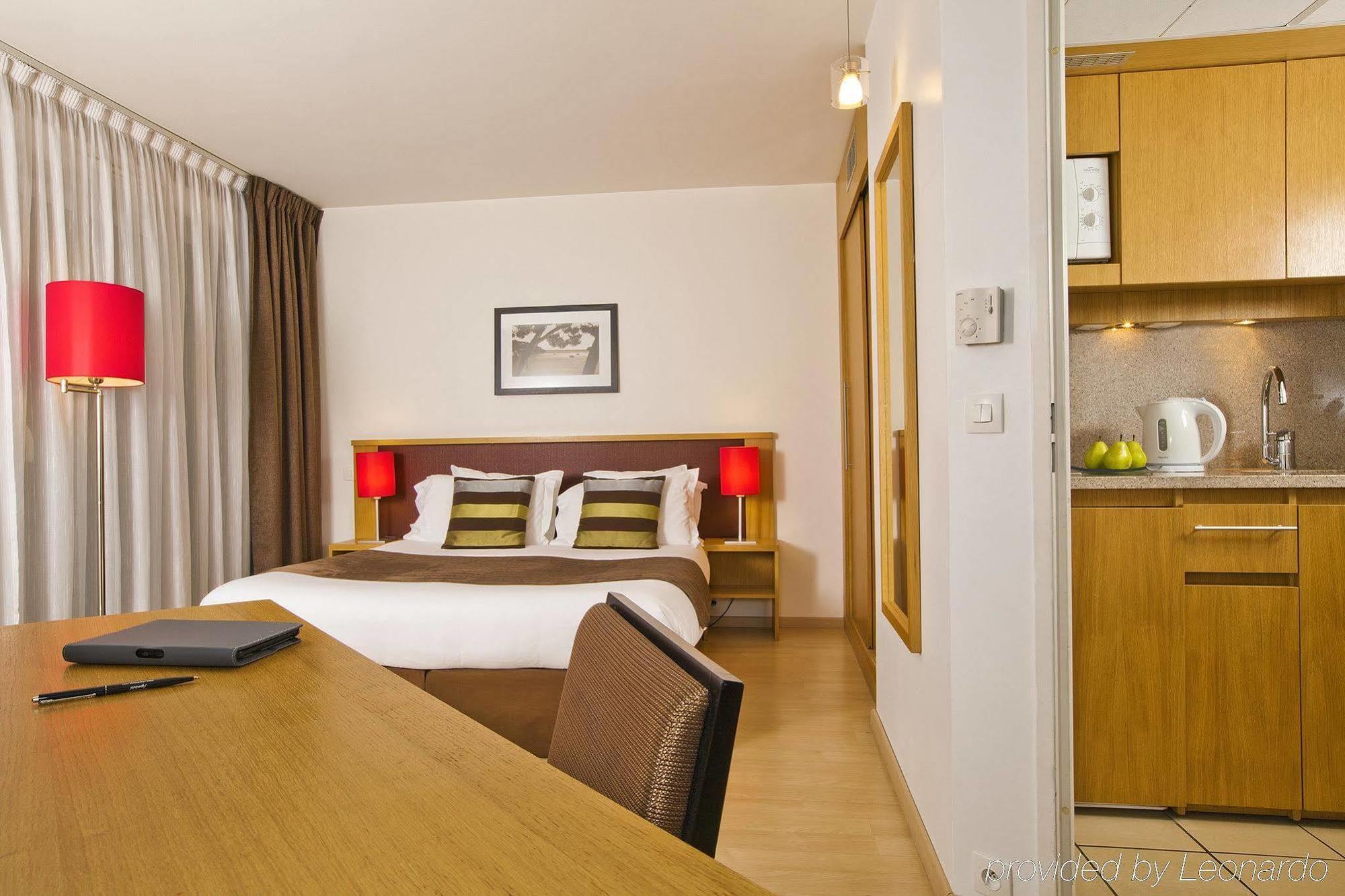 Residhome Paris-Massy Massy  Esterno foto